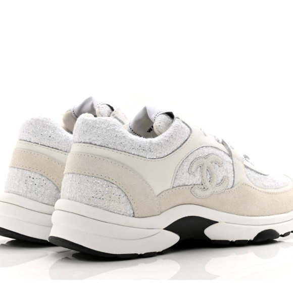 Authentic Chanel Metallic and Tweed Sneakers, size 37.5, cream and silver - Picture 3 of 9